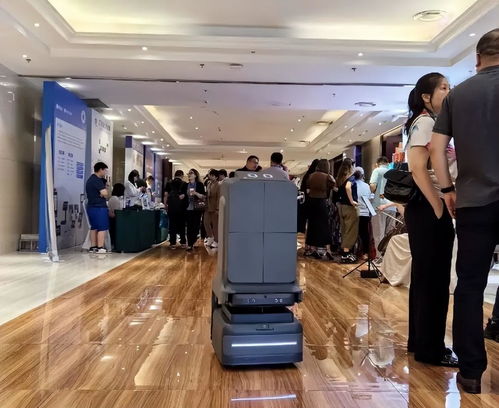 遼寧站 云跡科技復合多態機器UP與酒旅業共建科技服務新范式